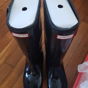 Hunter Tall gloss black boots